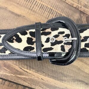 White House Black Market Patent Leather med Leopard Belt Haircalf Belt